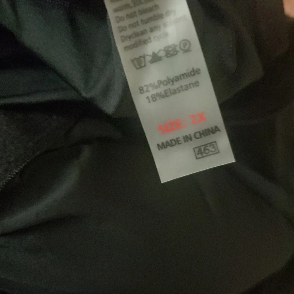 Elegant Black Women's Full Coverage Tummy Control Swimwear - Picture 8 of 8